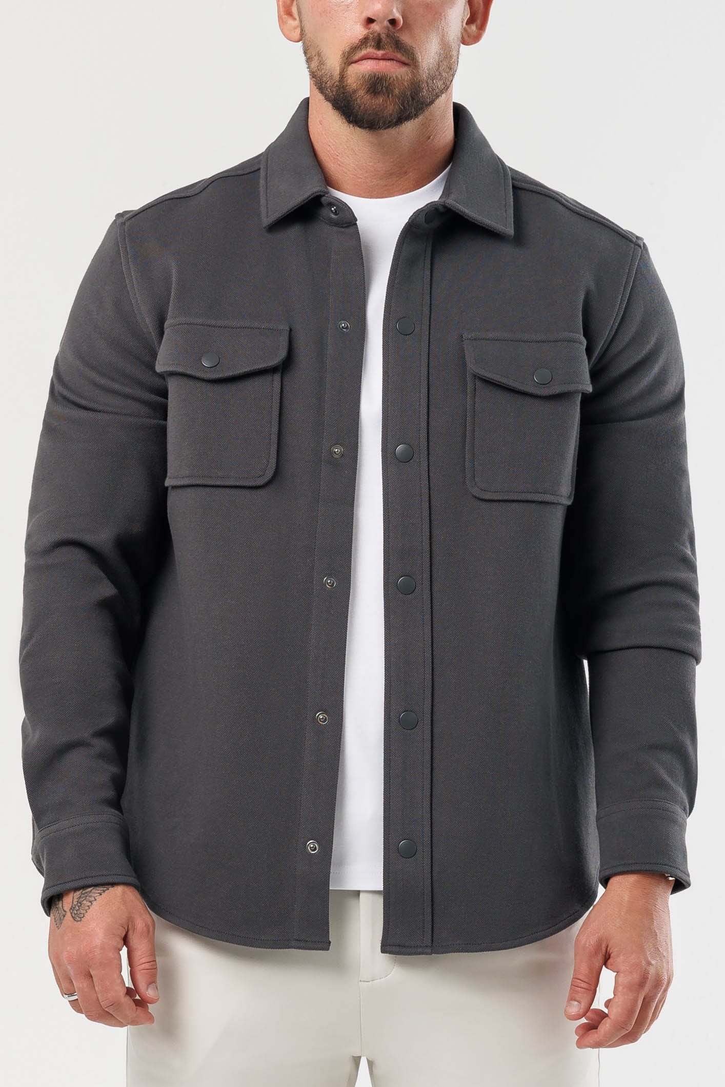 Milano - Sobrecamisa Que Arma El Outfit Completo