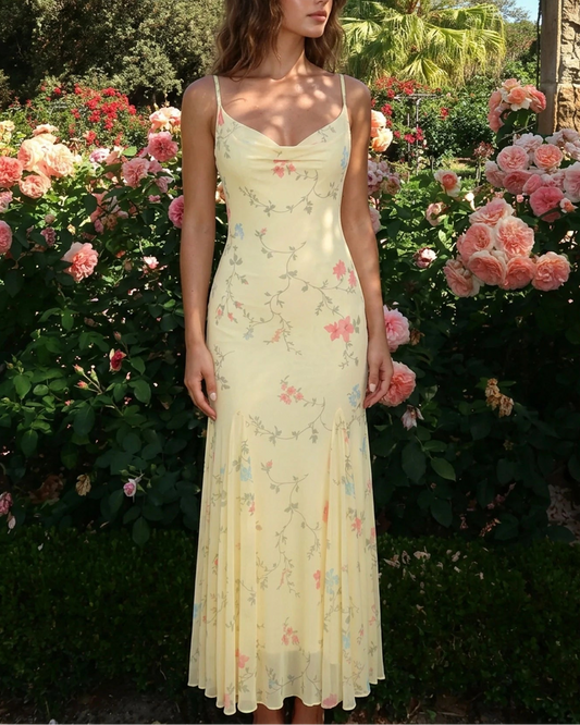 Laura - Elegancia Maxi Floral Escote Corazón
