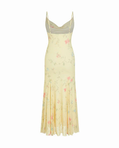 Laura - Elegancia Maxi Floral Escote Corazón