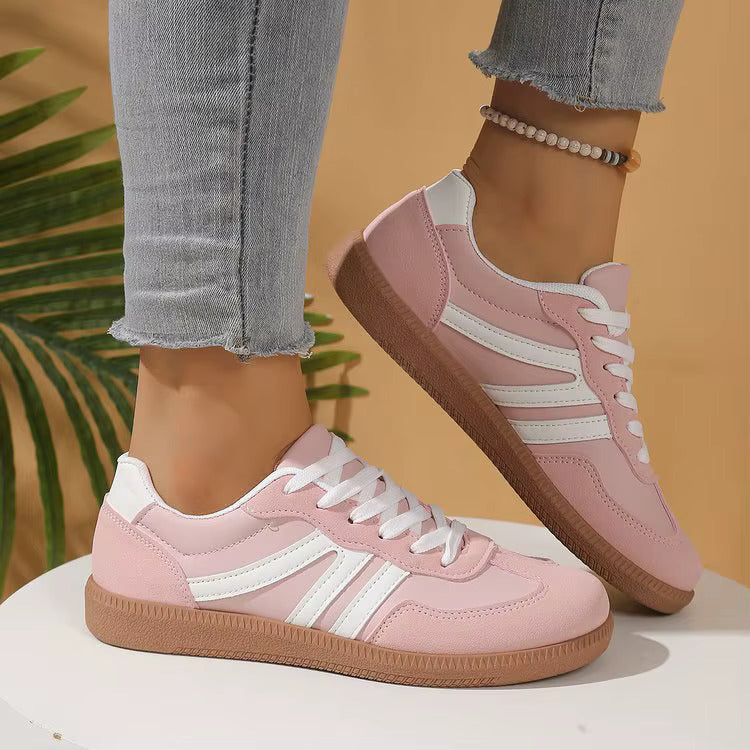 Danna — Tenis Retro con Franjas