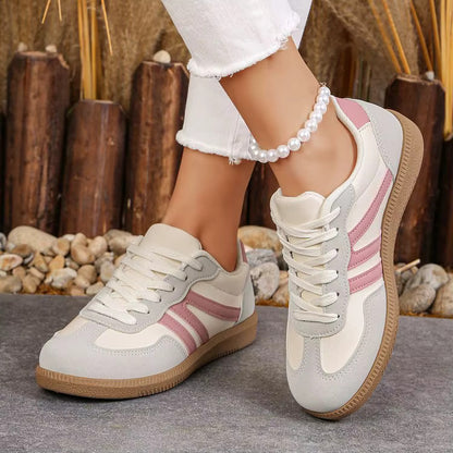 Danna — Tenis Retro con Franjas