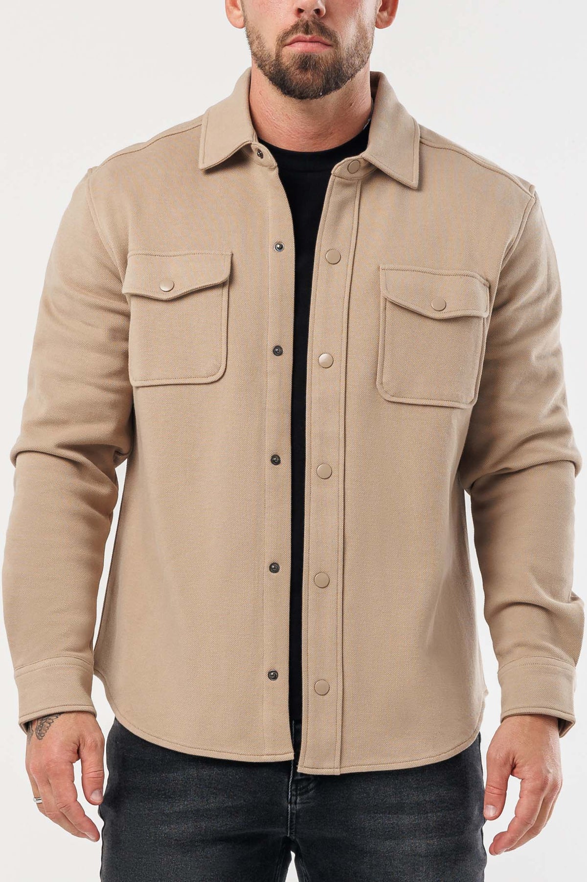 Milano - Sobrecamisa Que Arma El Outfit Completo