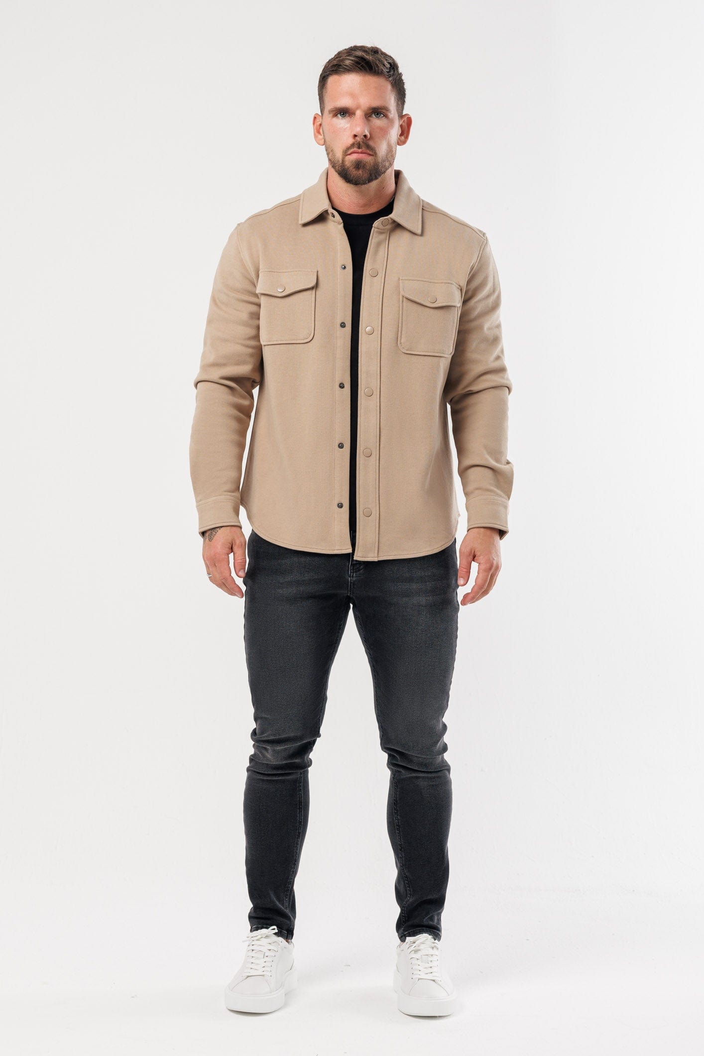 Milano - Sobrecamisa Que Arma El Outfit Completo