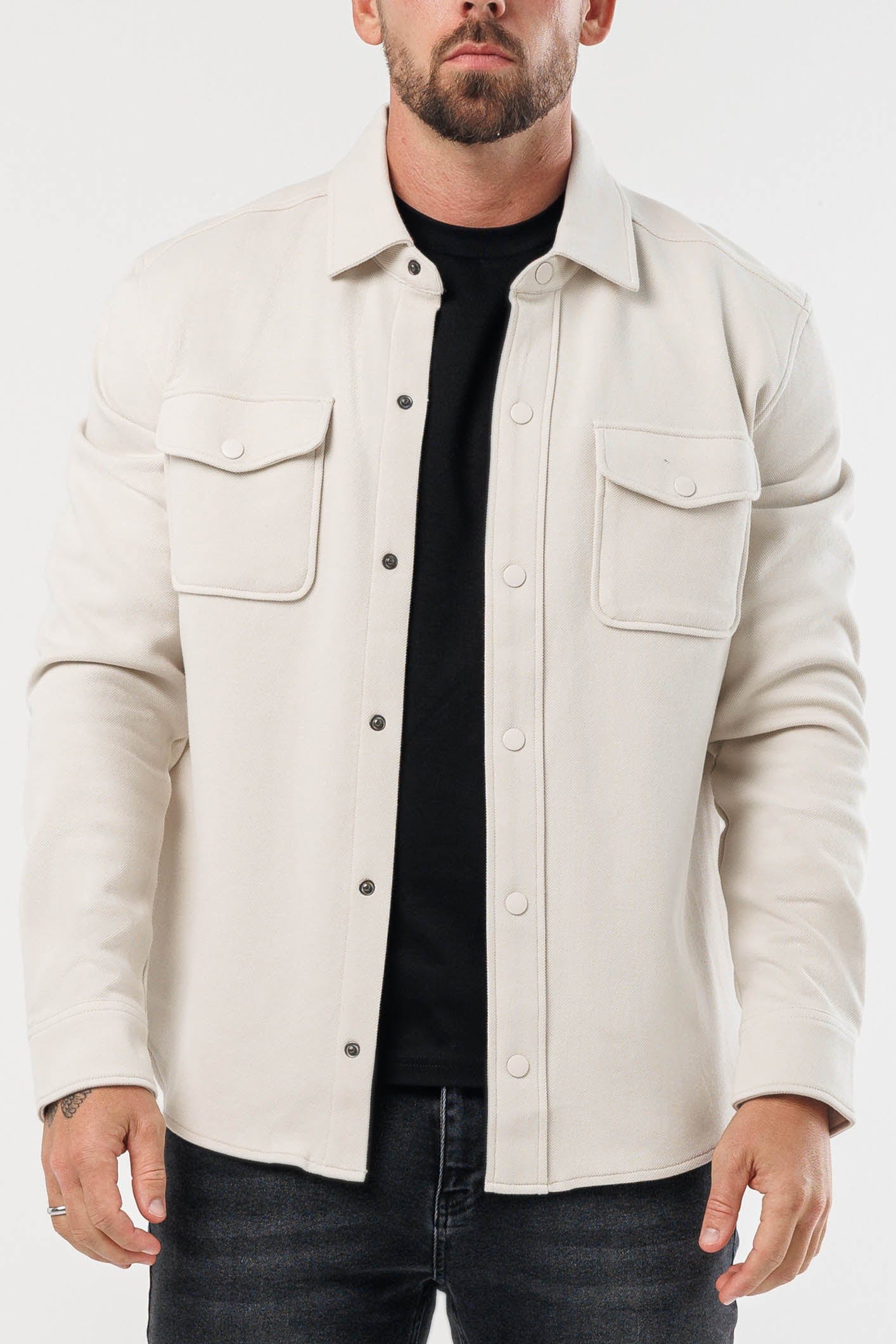 Milano - Sobrecamisa Que Arma El Outfit Completo