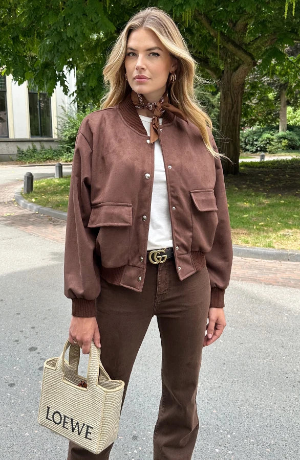 Celine — Eleva Cualquier Look Con Comodidad y Estilo.